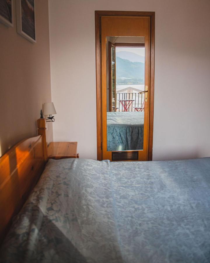 Locanda Del Boscaiolo Monasterolo del Castello ภายนอก รูปภาพ